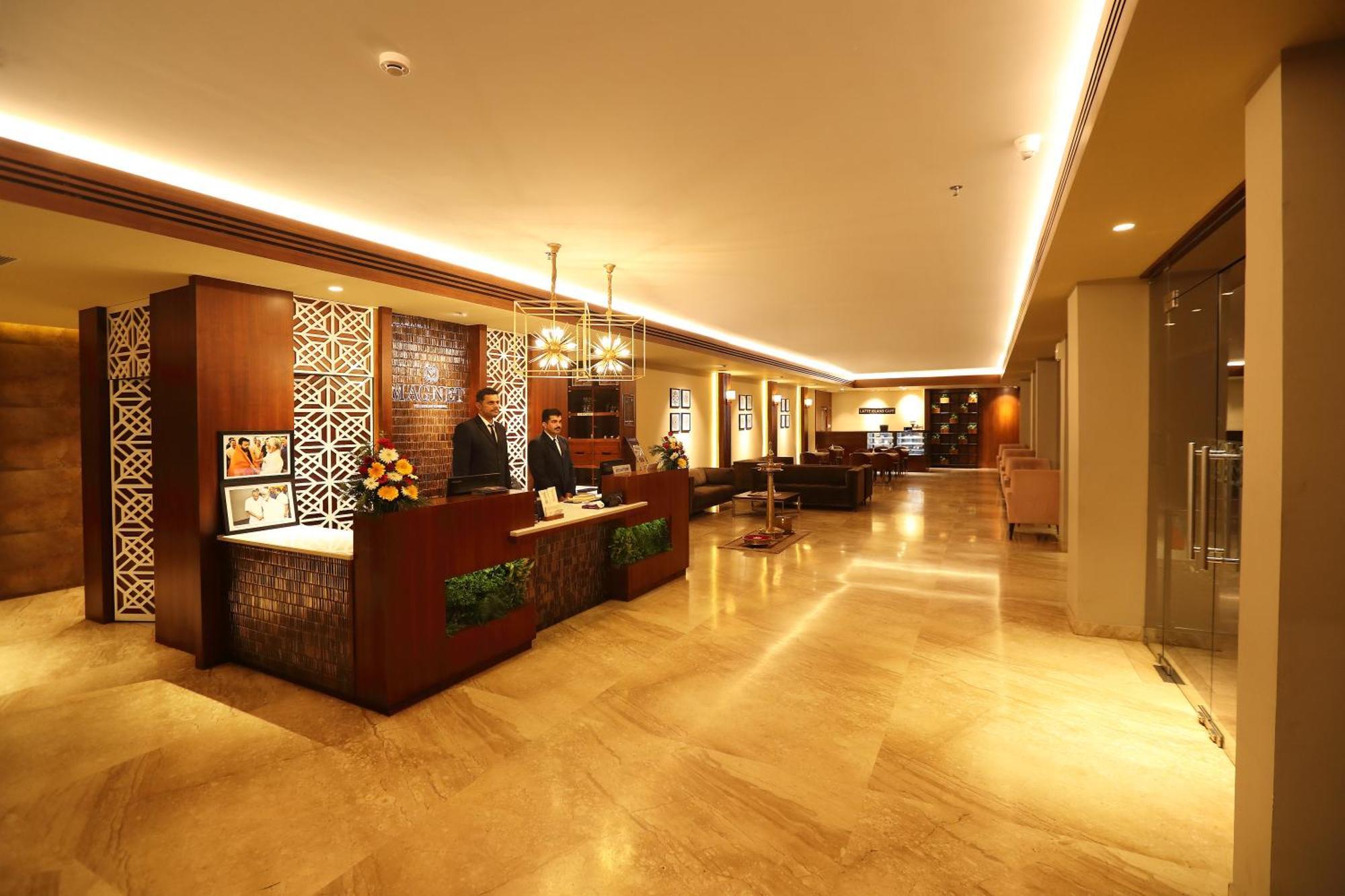 Magnet Hotel Cananor Exterior foto