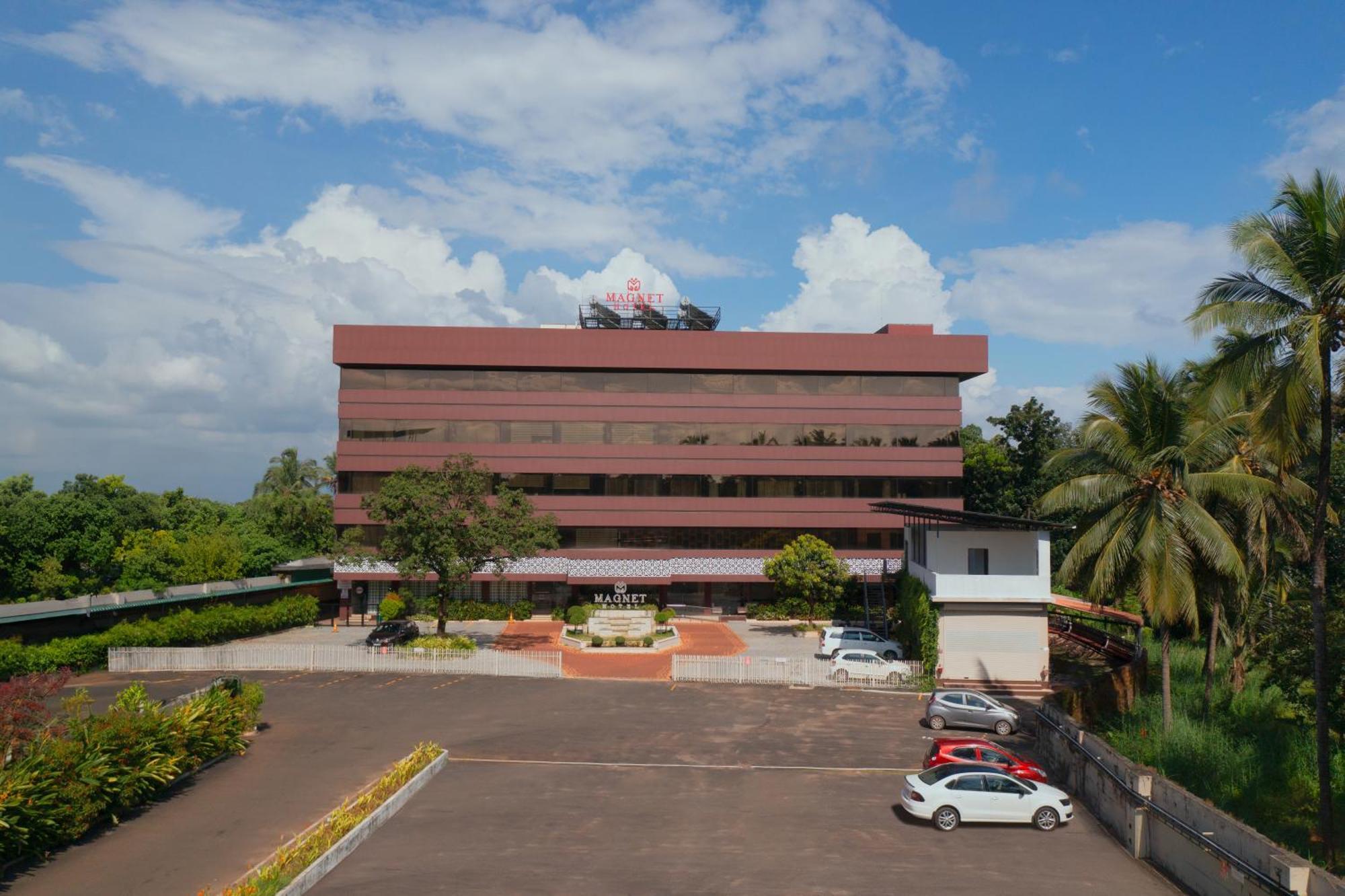 Magnet Hotel Cananor Exterior foto